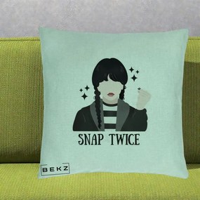 Perna Personalizata Wednesday Snap Twice, 40x40 cm, Verde Menta, Husa Detasabila, Perna Inclusa, BEKZ®
