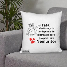 Cadou pentru Tata - Perna Personalizata Tata Nemuritor Supererou cu Masca, 40x40 cm, Alb Pufos, Husa Detasabila, Perna Inclusa, BEKZ®