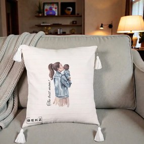Cadou pentru Mama - Perna Personalizata The Best Mom Jachete, 40x40 cm, Bej cu Franjuri, Husa Detasabila, Perna Inclusa, BEKZ®