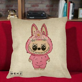 Perna Personalizata Labubu Roz cu Coroana Florala, 40x40 cm, Crem, Husa Detasabila, Perna Inclusa, BEKZ®