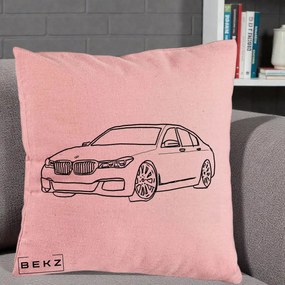 Perna Personalizata BMW Seria 7 Linie Minimalista, 40x40 cm, Roz, Husa Detasabila, Perna Inclusa, BEKZ®