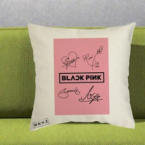 Perna Personalizata K-pop BLACKPINK Semnaturi Roz, 40x40 cm, Ecru, Husa Detasabila, Perna Inclusa, BEKZ®