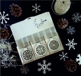 Set de ornamente din lemn, conține 18 piese