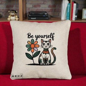 Perna Personalizata Be Yourself Pisica Folk, 40x40 cm, Bej Canapea, Husa Detasabila, Perna Inclusa, BEKZ®