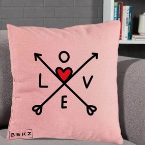 Perna Decorativa Love cu Sageti Incrucisate si Inima Rosie, 40x40 cm, Roz, Husa Detasabila, Perna Inclusa, BEKZ®