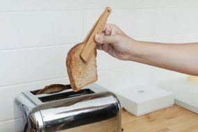 Clești de lemn pentru pâine prăjită