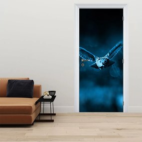 Fototapet pentru ușă - Bufnița în zbor (95x205cm)