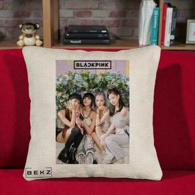 Perna Personalizata K-pop BLACKPINK Foto Grup, 40x40 cm, Bej Canapea, Husa Detasabila, Perna Inclusa, BEKZ®