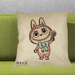 Perna Personalizata Labubu Roz cu Morisca, 40x40 cm, Crem, Husa Detasabila, Perna Inclusa, BEKZ®