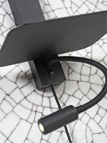 Aplica cu raft, reader LED, mufa USB si abajur textil alb Florence