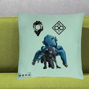 Perna Personalizata Ghost in the Shell Motoko si Tachikoma, 40x40 cm, Verde Menta, Husa Detasabila, Perna Inclusa, BEKZ®