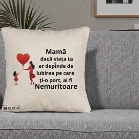 Cadou pentru Mama - Perna Personalizata Mama Nemuritoare cu Bebelus Kawaii, 40x40 cm, Bej Canapea, Husa Detasabila, Perna Inclusa, BEKZ®
