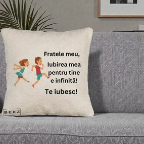 Cadou pentru Frate - Perna Personalizata Fratele Meu Te Iubesc Copii Alergand Colorat, 40x40 cm, Bej Canapea, Husa Detasabila, Perna Inclusa, BEKZ®