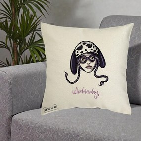 Perna Personalizata Wednesday Addams cu Caine Dalmatian, 40x40 cm, Ecru, Husa Detasabila, Perna Inclusa, BEKZ®