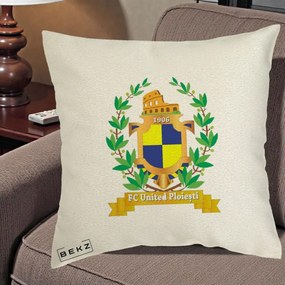 Perna Personalizata FC United Ploiesti 1906 Fotbal, 40x40 cm, Ecru, Husa Detasabila, Perna Inclusa, BEKZ®
