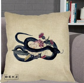 Perna Decorativa Sarpe Negru cu Flori Gothic, 40x40 cm, Crem, Husa Detasabila, Perna Inclusa, BEKZ®