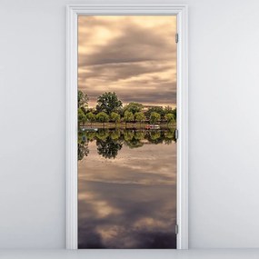 Fototapet pentru ușă - Copaci și lac (95x205cm)