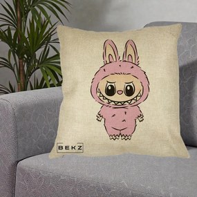 Perna Personalizata Labubu Mov Pastel, 40x40 cm, Crem, Husa Detasabila, Perna Inclusa, BEKZ®