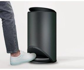 Coș de gunoi negru mat cu pedală din metal 10 l Arc – Joseph Joseph