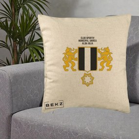 Perna Personalizata CSM Unirea Alba Iulia Fotbal, 40x40 cm, Bej, Husa Detasabila, Perna Inclusa, BEKZ®