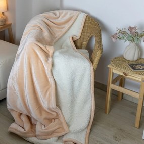 Pătură din microflanel cu imitație de mielușel