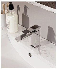 Baterie argintiu-lucios pentru chiuvetă înaltă Latus – Sapho