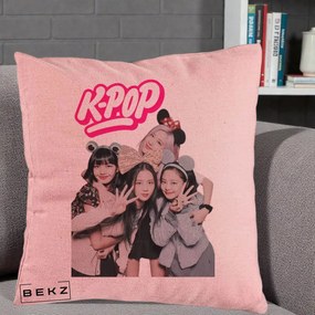 Perna Personalizata BLACKPINK K-Pop Grup Pozitii Amuzante, 40x40 cm, Roz, Husa Detasabila, Perna Inclusa, BEKZ®