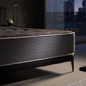 Saltea mediu-fermă/extra dură din spumă reversibilă 200x200 cm Premium Black Multizone – Moonia