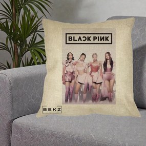 Perna Personalizata K-pop BLACKPINK Poster Roz Tinute Coordonate, 40x40 cm, Crem, Husa Detasabila, Perna Inclusa, BEKZ®