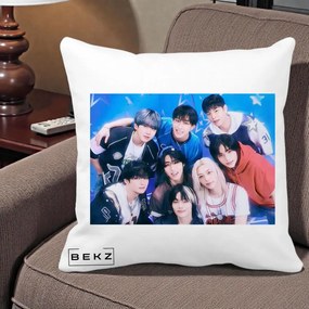 Perna Personalizata K-Pop Grup Foto Stele, 40x40 cm, Alba Mata, Husa Detasabila, Perna Inclusa, BEKZ®