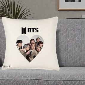 Perna Personalizata K-pop BTS Grup Fotografie in Inima, 40x40 cm, Crem Reliefat, Husa Detasabila, Perna Inclusa, BEKZ®