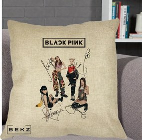 Perna Personalizata K-pop BLACKPINK Fotografie Grup Autografe Toate Membre, 40x40 cm, Crem, Husa Detasabila, Perna Inclusa, BEKZ®
