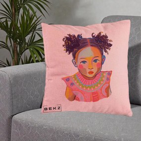 Perna Decorativa Fetita Vesela Portret Colorat, 40x40 cm, Roz, Husa Detasabila, Perna Inclusa, BEKZ®