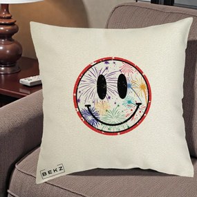Perna Decorativa Smiley Face cu Artificii Multicolore, 40x40 cm, Ecru, Husa Detasabila, Perna Inclusa, BEKZ®