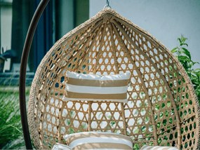 Scaun suspendat maro deschis TROPIKAL cu suport.