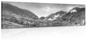 Tablou munți maiestuoși cu lacul în design alb-negru