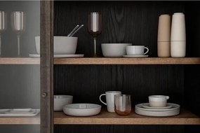 Farfurie gri deschis pentru servire din ceramică Sablo L – Blomus