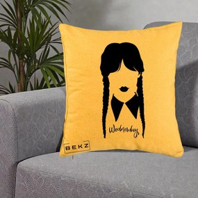 Perna Personalizata Wednesday Addams Silueta Alb-Negru, 40x40 cm, Galben, Husa Detasabila, Perna Inclusa, BEKZ®