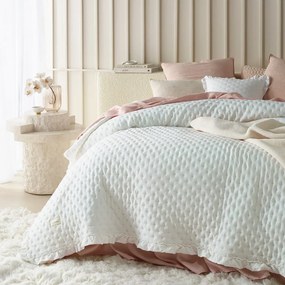 Cuvertură de pat albă Molly cu volănașe 220 x 240 cm