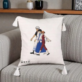 Perna Personalizata Gintama Trio Gintoki Shinpachi Kagura, 40x40 cm, Bej cu Franjuri, Husa Detasabila, Perna Inclusa, BEKZ®