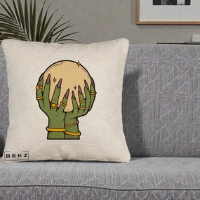 Perna Decorativa Halloween Maini Vrajitoare cu Glob de Cristal, 40x40 cm, Bej Canapea, Husa Detasabila, Perna Inclusa, BEKZ®