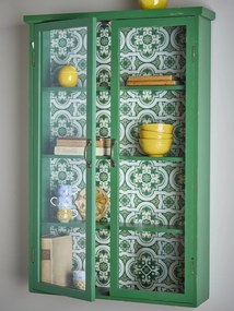 Dulap din lemn masiv verde cu uși vitrate și model floral interior, 81×18×122 cm, „Hazem"
