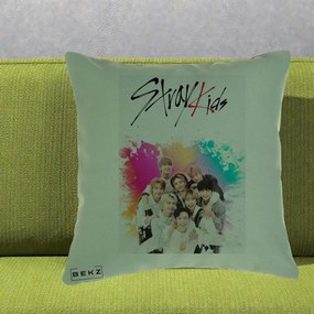 Perna Personalizata K-pop Stray Kids cu Splash Multicolor, 40x40 cm, Verde, Husa Detasabila, Perna Inclusa, BEKZ®