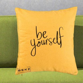 Perna Decorativa Be Yourself Caligrafie Neagra, 40x40 cm, Galben, Husa Detasabila, Perna Inclusa, BEKZ®