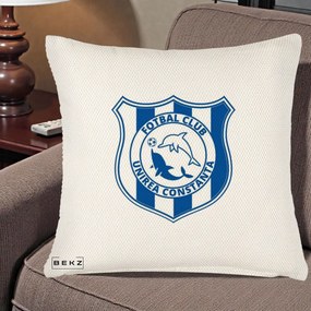 Perna Personalizata FC Unirea Constanta Fotbal, 40x40 cm, Crem Reliefat, Husa Detasabila, Perna Inclusa, BEKZ®
