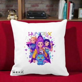 Perna Personalizata K-pop HUNTRX Trio cu Pisica Stele, 40x40 cm, Alba Mata, Husa Detasabila, Perna Inclusa, BEKZ®