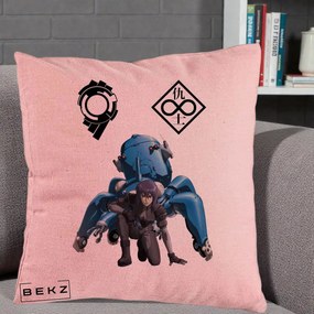 Perna Personalizata Ghost in the Shell Motoko si Tachikoma, 40x40 cm, Roz, Husa Detasabila, Perna Inclusa, BEKZ®