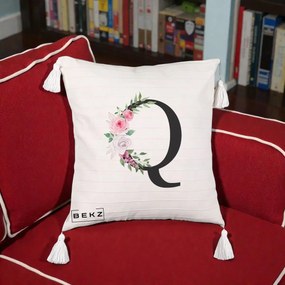 Cadou Personalizat - Perna Personalizata Monograma Florala Litera Q, 40x40 cm, Bej cu Franjuri, Husa Detasabila, Perna Inclusa, BEKZ®
