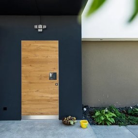 Proiector solar LED 30W/3,7V 2400 mAh IP47 cu senzor mișcare și crepuscul + DO