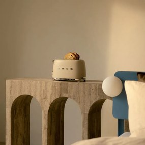 Prajitor de paine SMEG 50's Style TSF01MLMEU, 950 W, 2 felii, 6 trepte, Tava pentru firimituri, Cablu integrat, Otel inoxidabil, Bej